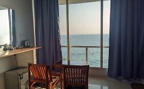 Nebo Hotel Varkala